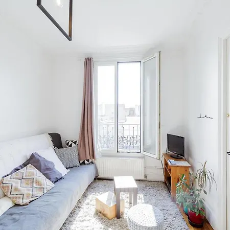 Nice Cosy Apartment With Nice View Apartment